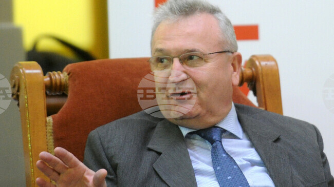 Аджерпрес: Присъединяването към еврозоната трябва да бъде национален проект на Румъния, каза бившият главен преговарящ на страната с ЕС Василе Пушкаш