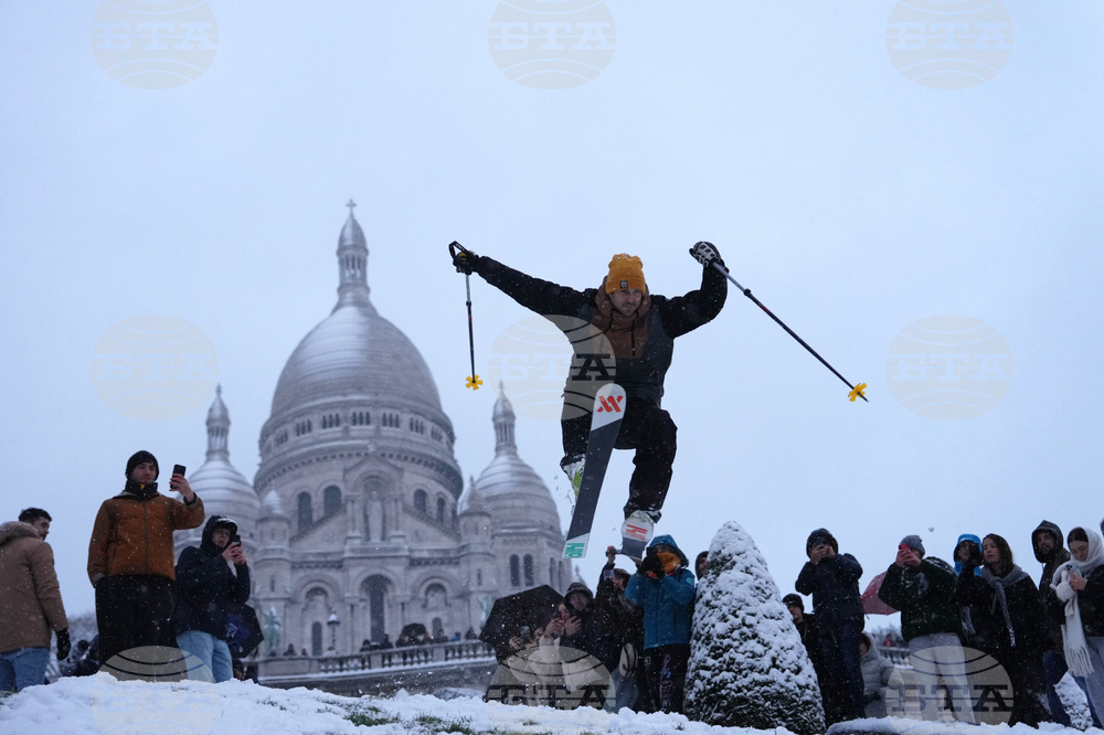 APTOPIX France Extreme Weather