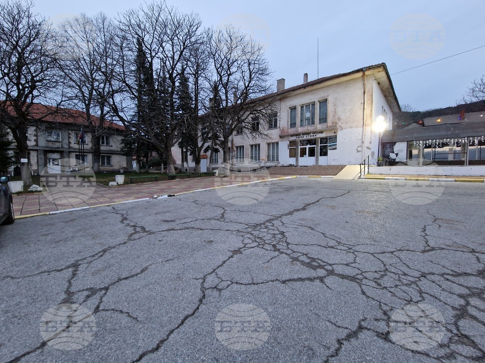 В села в община Перник клиентите плащат в левове