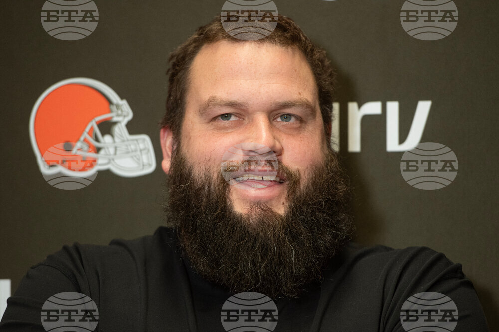 Browns Stefanski Football