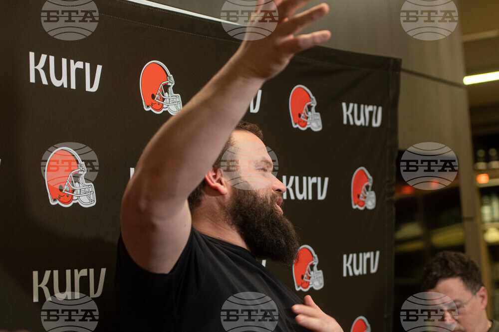 Browns Stefanski Football