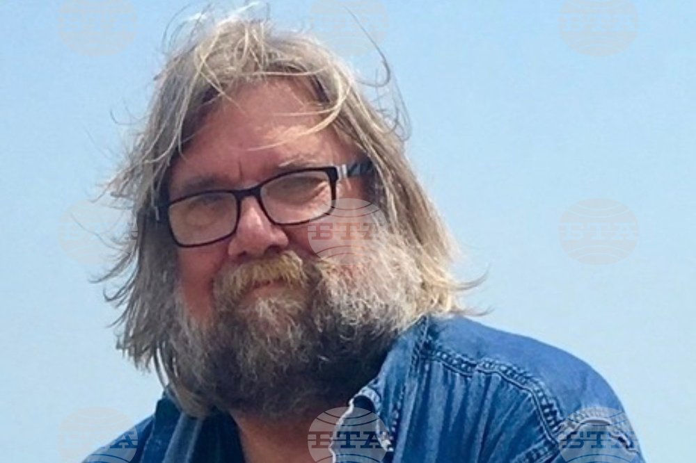 Писателят Майкъл Дж. Шумахер, описал живота на Алън Гинсбърг и Ерик Клептън, почина на 75 години