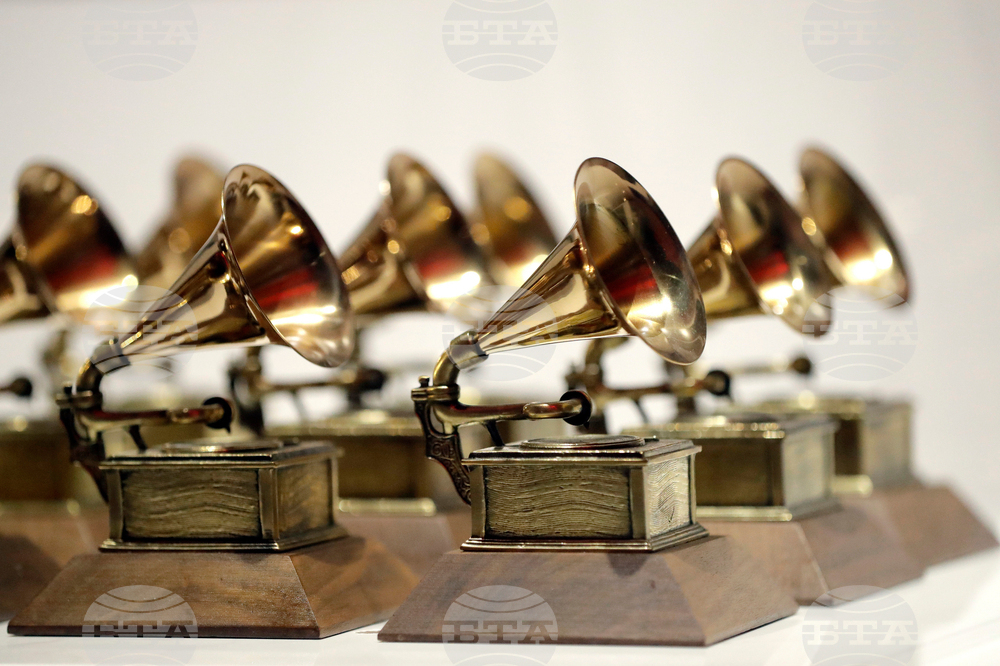 Кендрик Ламар, Бед Бъни и Лейди Гага са сред фаворитите за наградите „Грами"