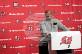 Buccaneers Wrapup Football