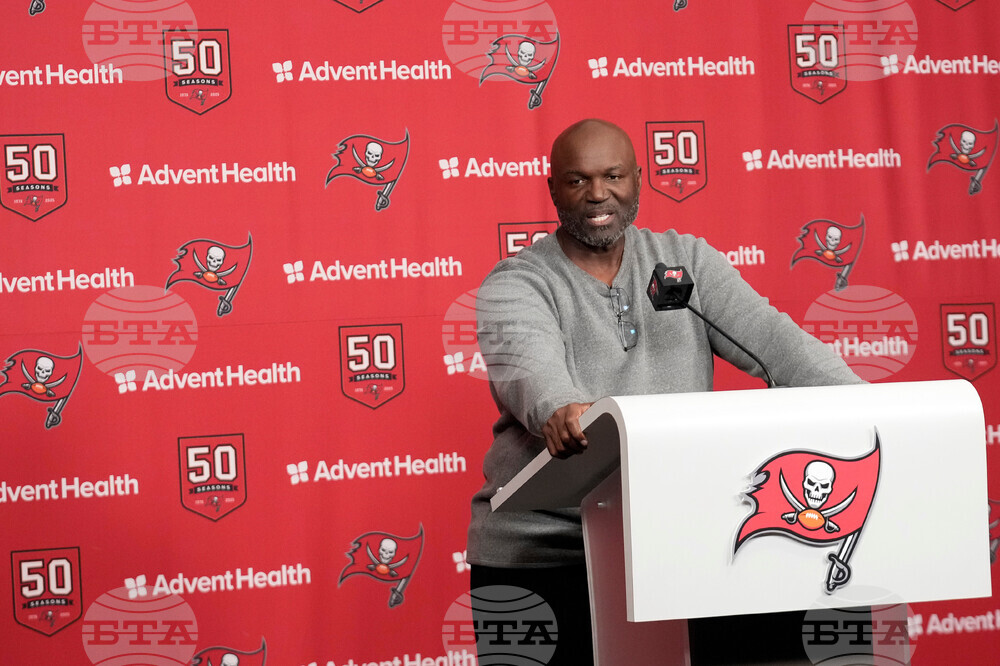 Buccaneers Wrapup Football