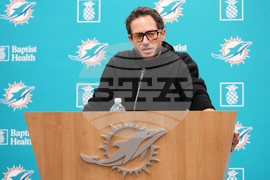 Dolphins Wrapup Football