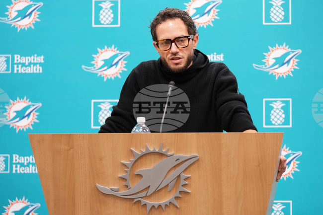 Dolphins Wrapup Football