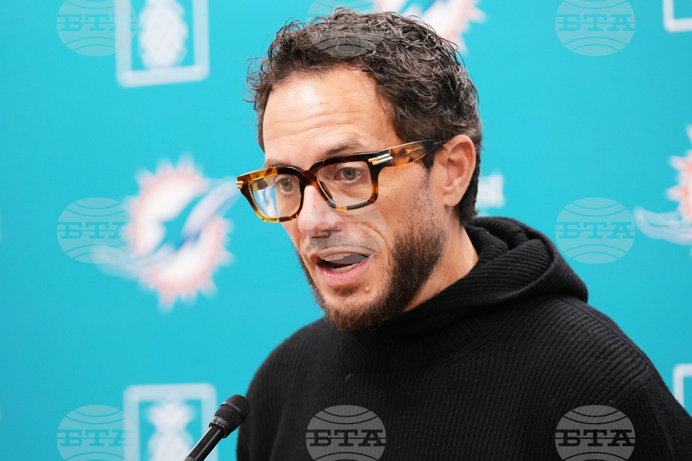 Dolphins Wrapup Football