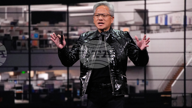 Главният изпълнителен директор на „Енвидиа“ планира да посети Китай в опит да отвори отново пазара за чиповете на компанията, информира Блумбърг