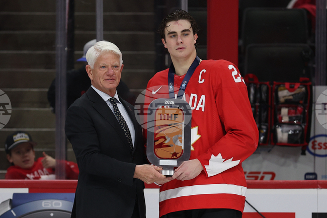 CORRECTION World Juniors Canada Finland Hockey