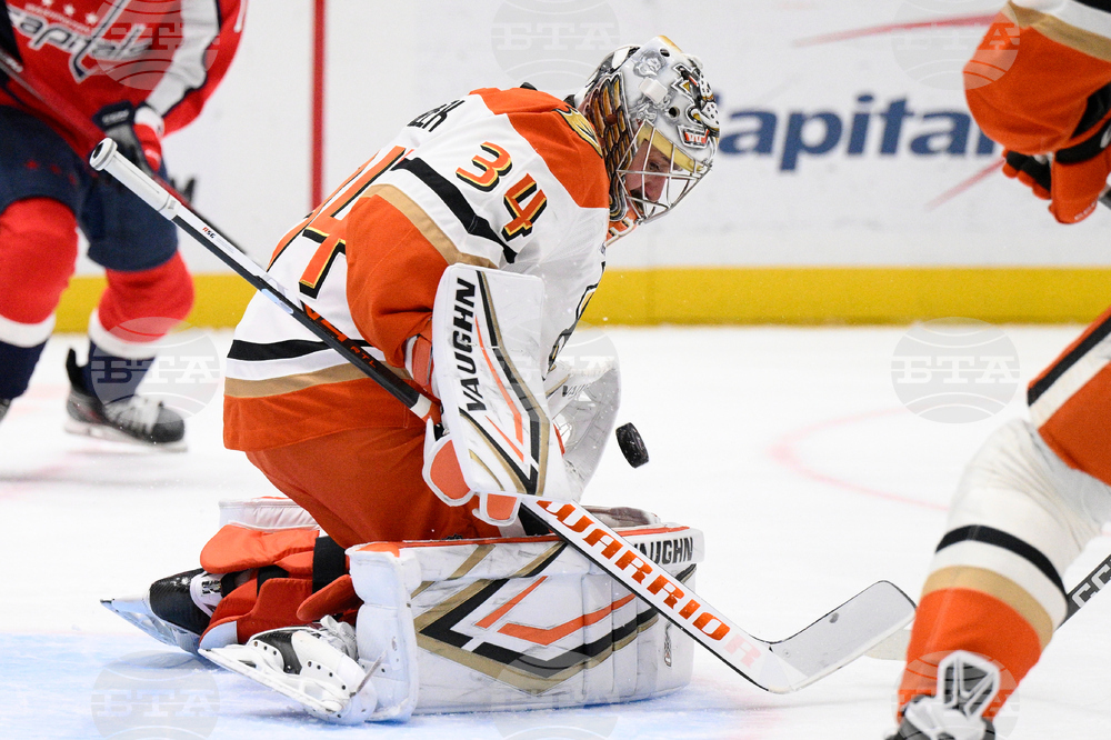 Ducks Capitals Hockey