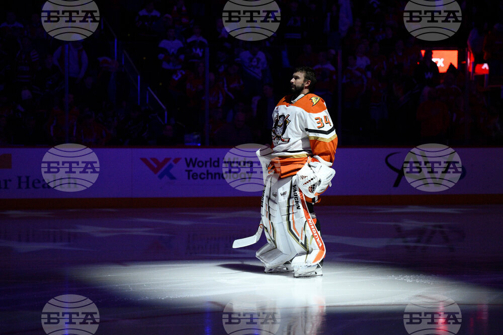 Ducks Capitals Hockey