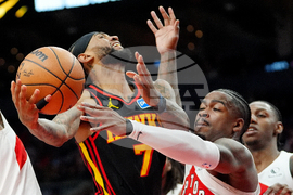 Hawks Raptors Basketball