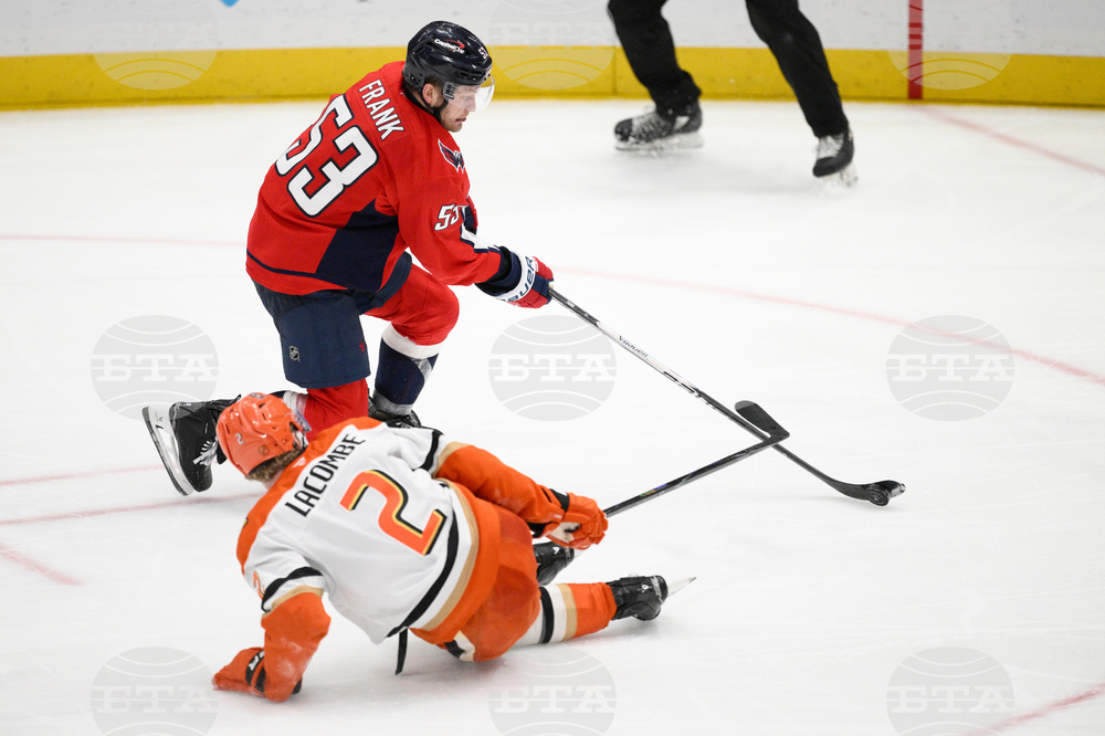 Ducks Capitals Hockey