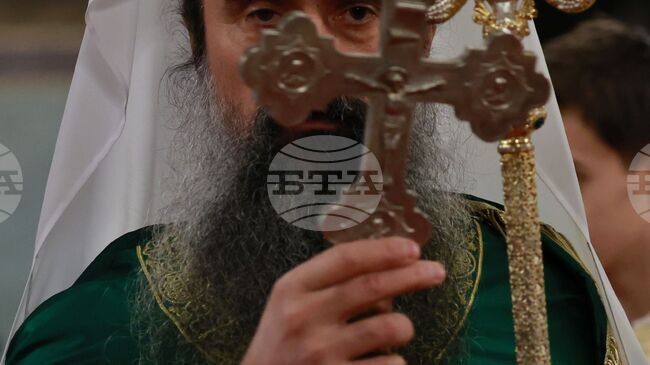 Въпреки войните и конфликтите, църквата възвестява мира Божи на земята, каза патриарх Даниил в предаването "Панорама" по БНТ