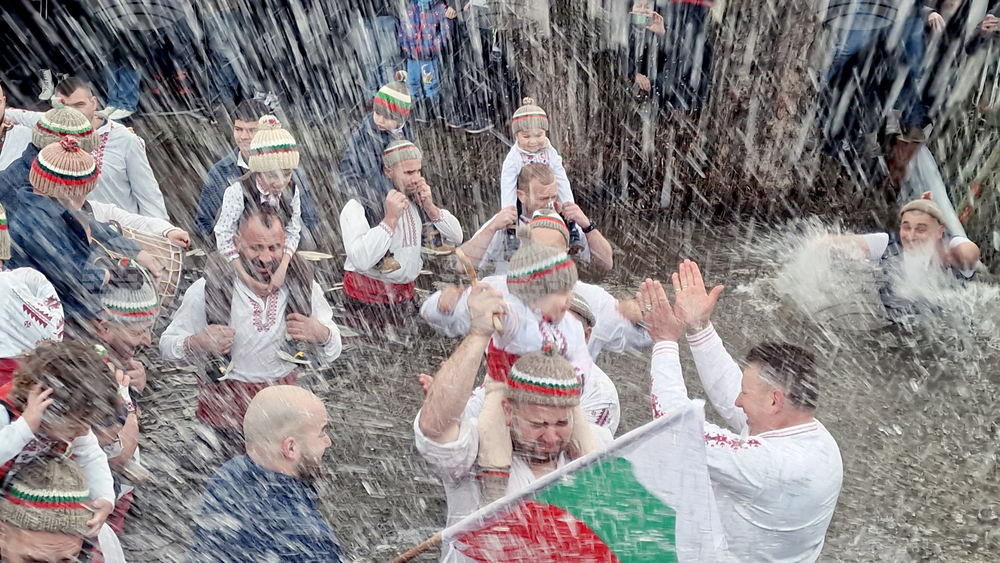 Калофер - Богоявление - мъжко хоро