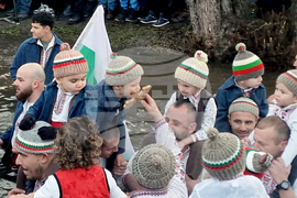 Калофер - Богоявление - мъжко хоро