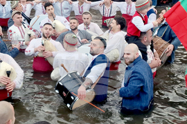 Калофер - Богоявление - мъжко хоро