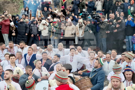 Калофер - Богоявление - мъжко хоро