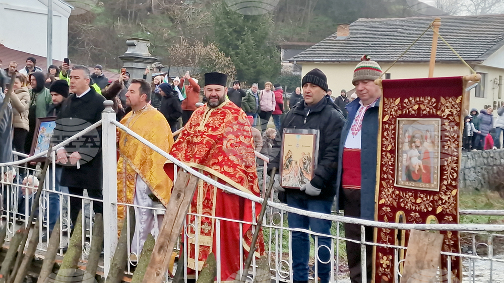 Калофер - Богоявление - мъжко хоро