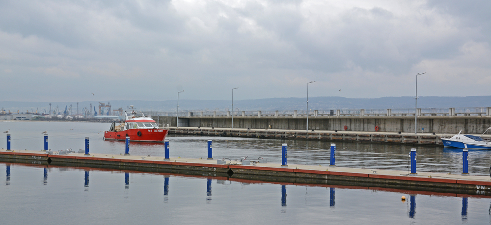 Община Варна: Рибарско пристанище „Карантината“ е изградено в условията на сериозни управленски грешки, констатира детайлен отчет
