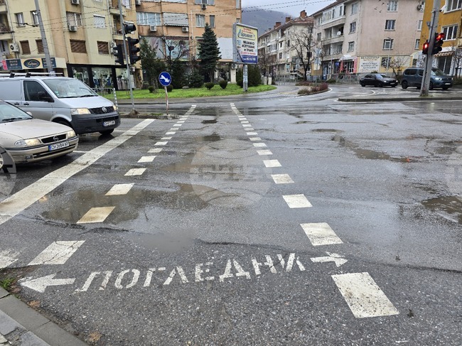 Блъсната е 74-годишна жена на пешеходна пътека в Сливен