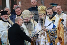 Богоявленски водосвет на бойните знамена