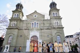 Бургас - освещаване на бойни знамена