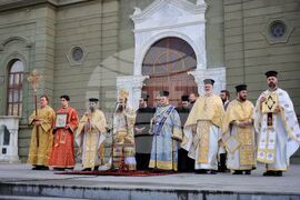 Бургас - освещаване на бойни знамена