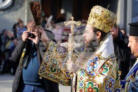 Бургас - освещаване на бойни знамена