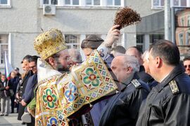 Бургас - освещаване на бойни знамена