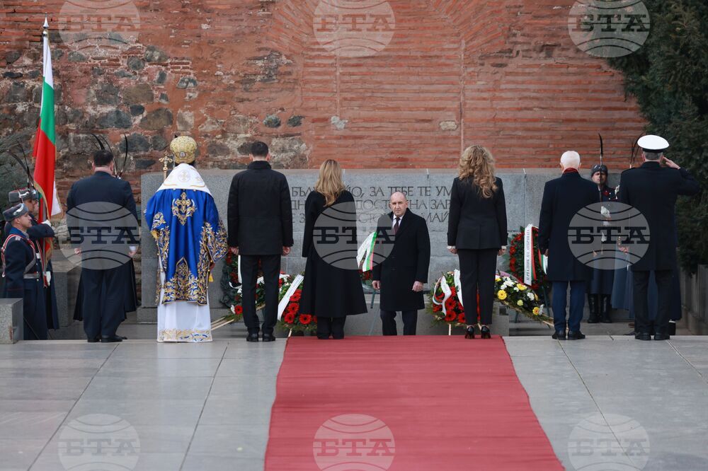 Богоявленски водосвет на бойните знамена