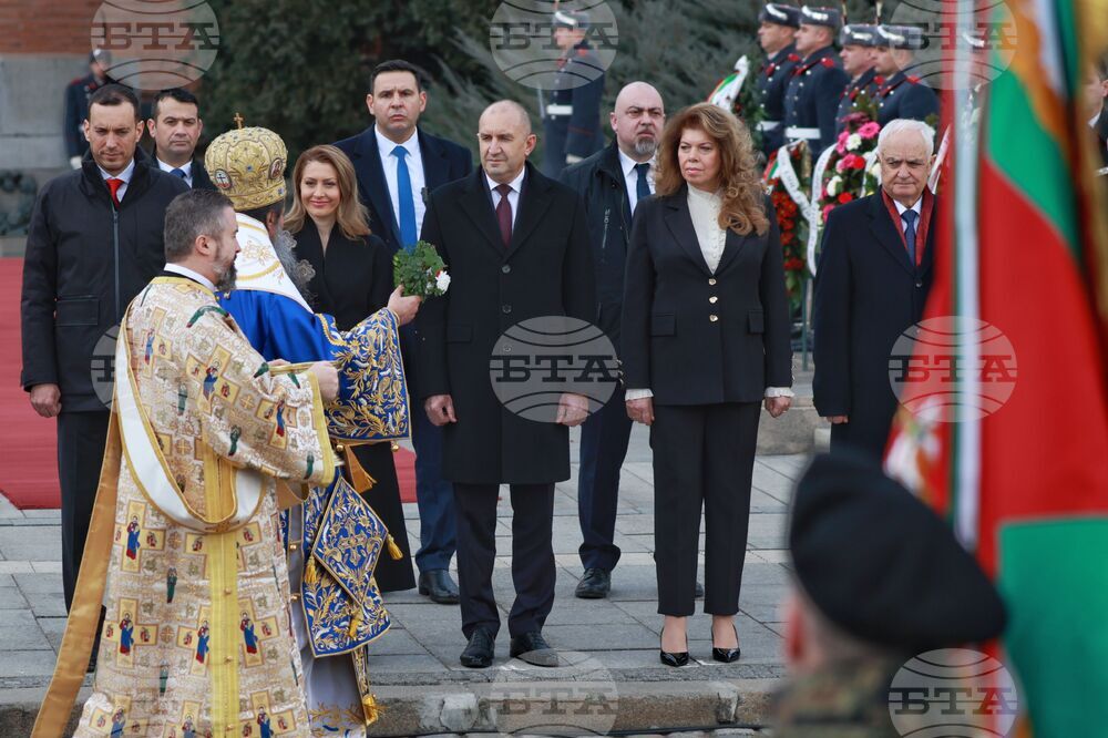 Богоявленски водосвет на бойните знамена