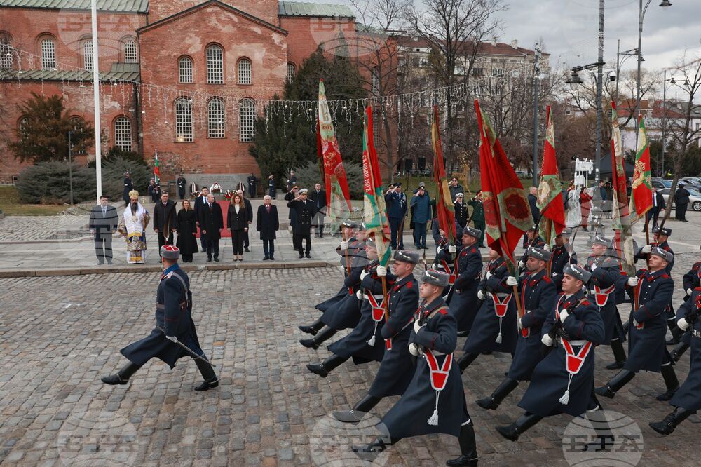 Богоявленски водосвет на бойните знамена