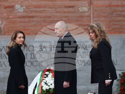 Богоявленски водосвет на бойните знамена