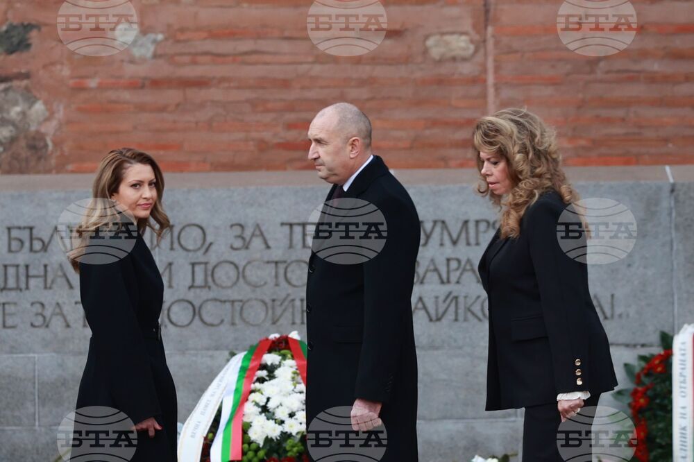 Богоявленски водосвет на бойните знамена