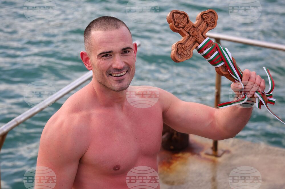 Бургас - Богоявление - спасяване на Светия кръст