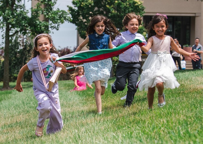 Ръководството на Българското училище „Родолюбие“ в Синсинати, САЩ, отправи новогодишен поздрав към учениците, учителите и родителите