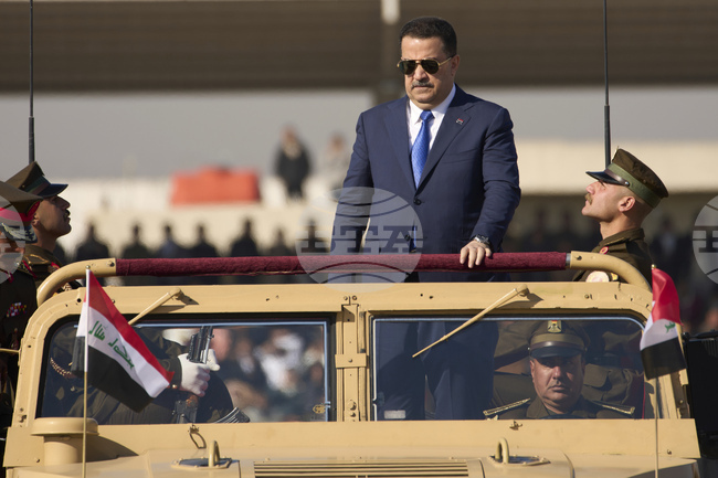 Премиерът на Ирак се оттегли в полза на свой съперник на фона на усилията за сформиране на правителство след изборите