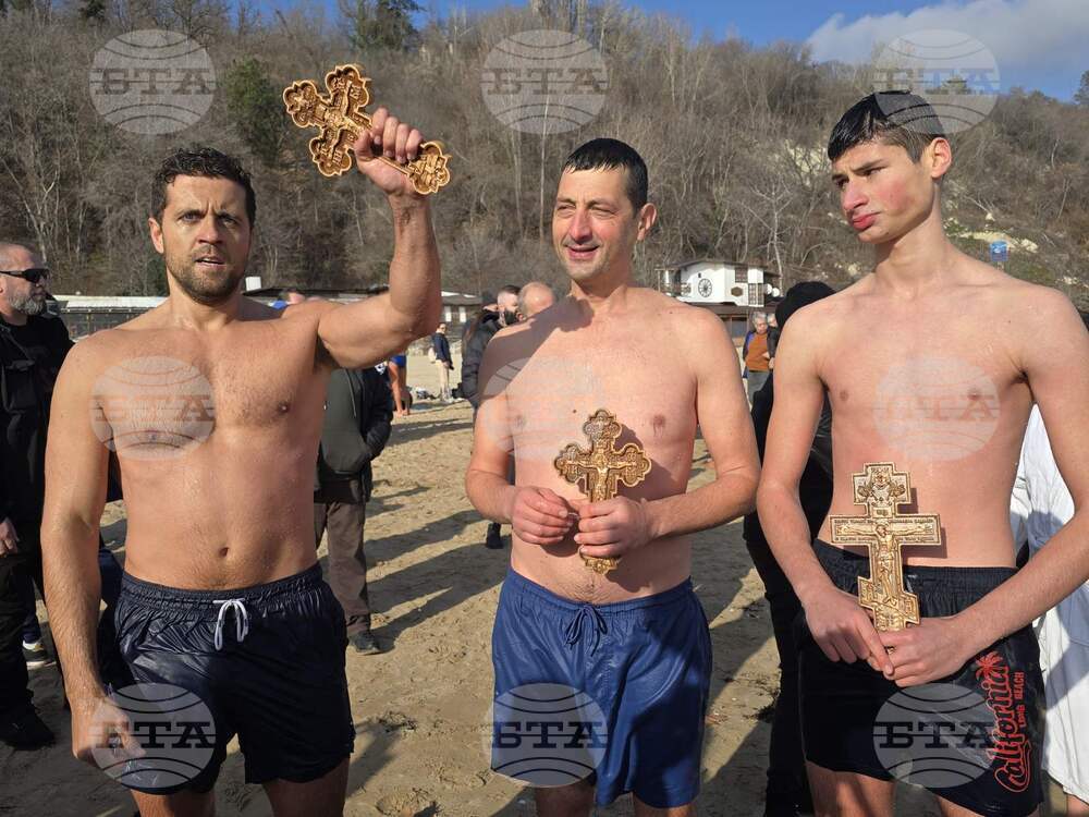 На шест места в област Добрич се проведе традиционно хвърляне на богоявленски кръст