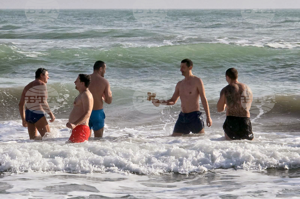 Албена - Богоявление - кръст