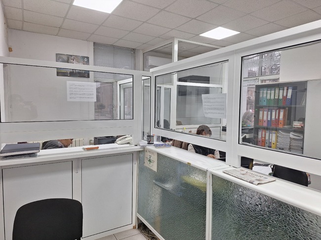 Граждани плащат данъците си в брой в евро без проблеми, съобщиха от Община Угърчин