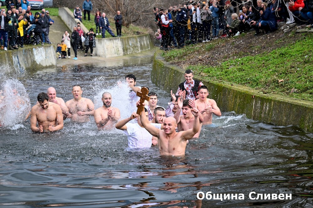 Стефан Радев: Днес изразяваме благодарност към всички онези, които са избрали да служат в редиците на Българската армия