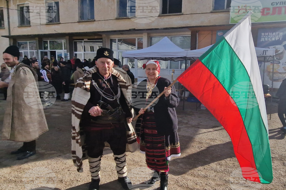 Село Велчево - Богоявление - мъжко хоро