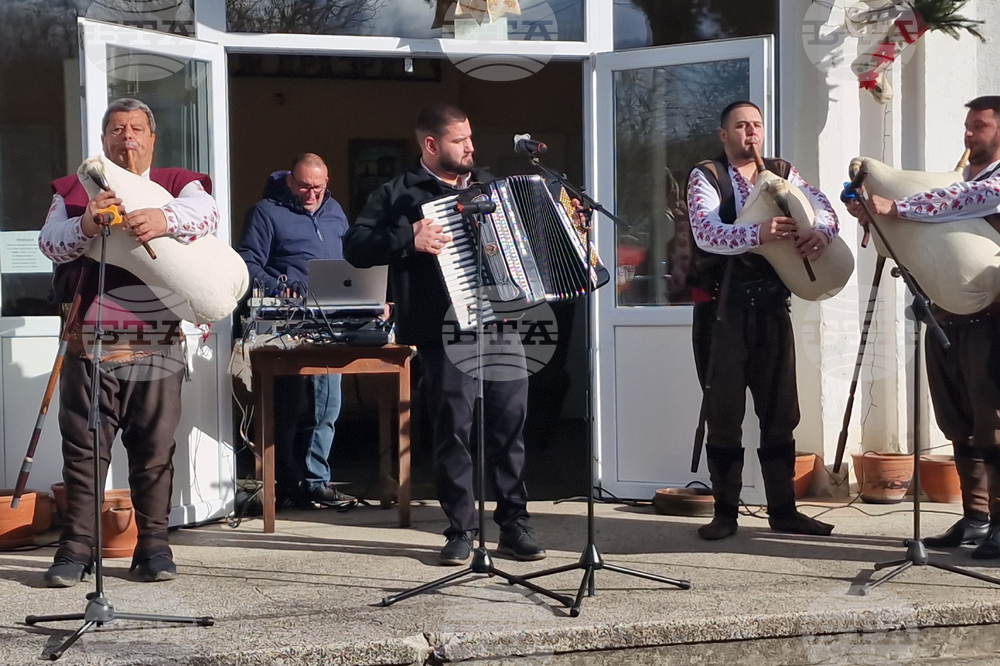 Село Велчево - Богоявление - мъжко хоро