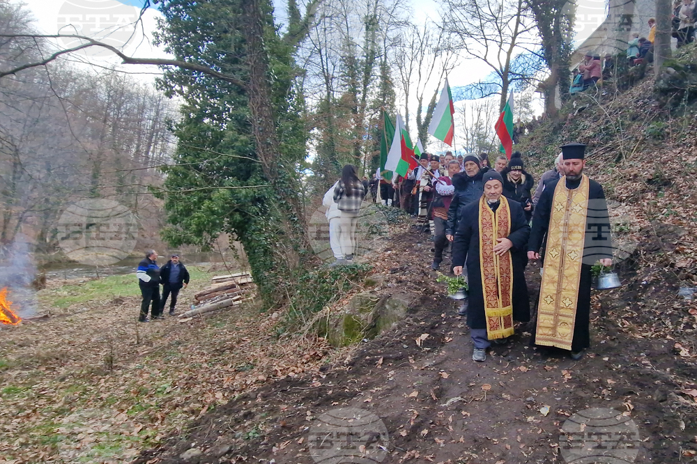 Село Велчево - Богоявление - мъжко хоро