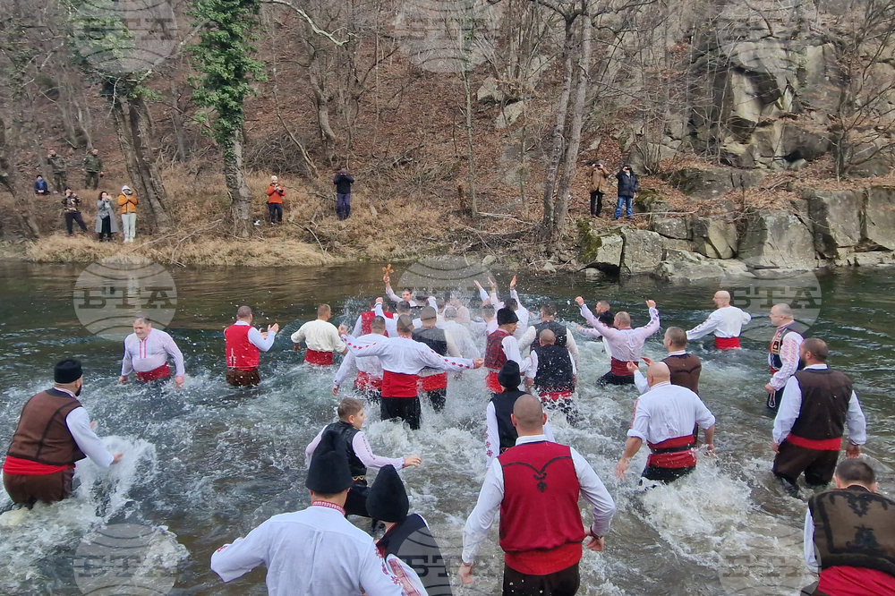 Село Велчево - Богоявление - мъжко хоро