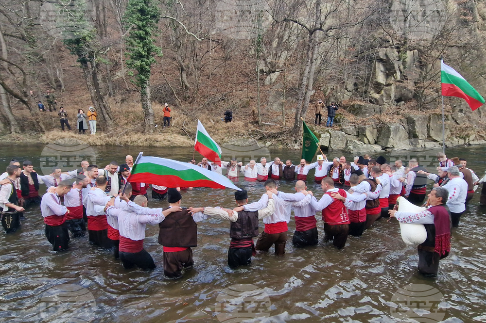 Село Велчево - Богоявление - мъжко хоро