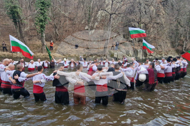Село Велчево - Богоявление - мъжко хоро