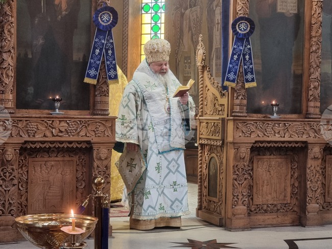 Велико Търново - литургия - Богоявление